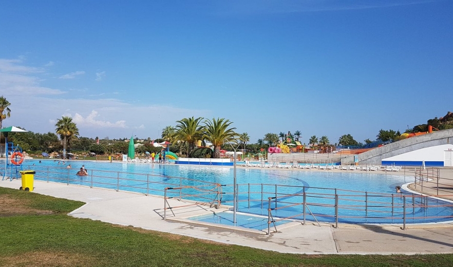 Slide & Splash, Slide & Splash is an aquatic park in Estombar, Lagoa ...